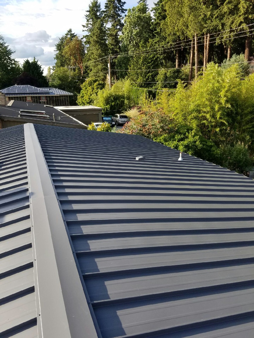 Kirkland Standing  Seam  Metal  Roof  Pinnacle Roofing  